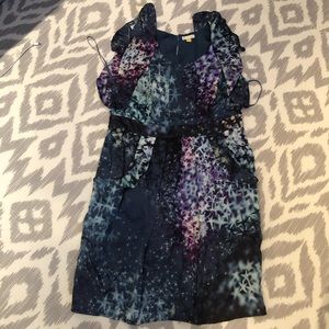 Super cool star print dress with pockets!